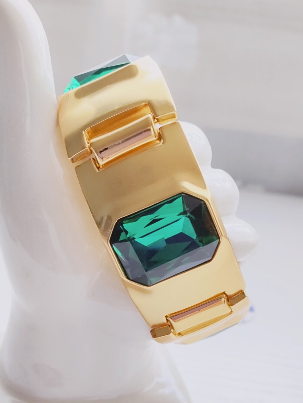 J. Crew Baguette statement bracelet Emerald Green Stones - Picture 7 of 10